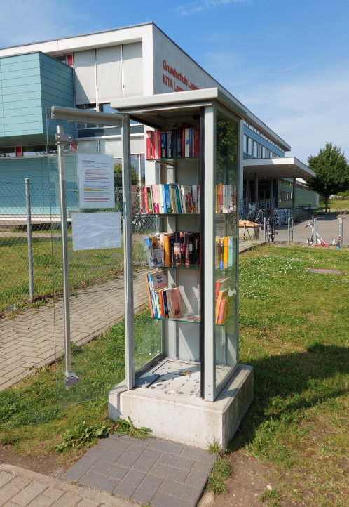 Offener Bücherschrank