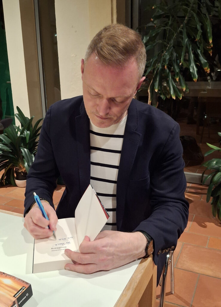 Mario Bekeschus signiert